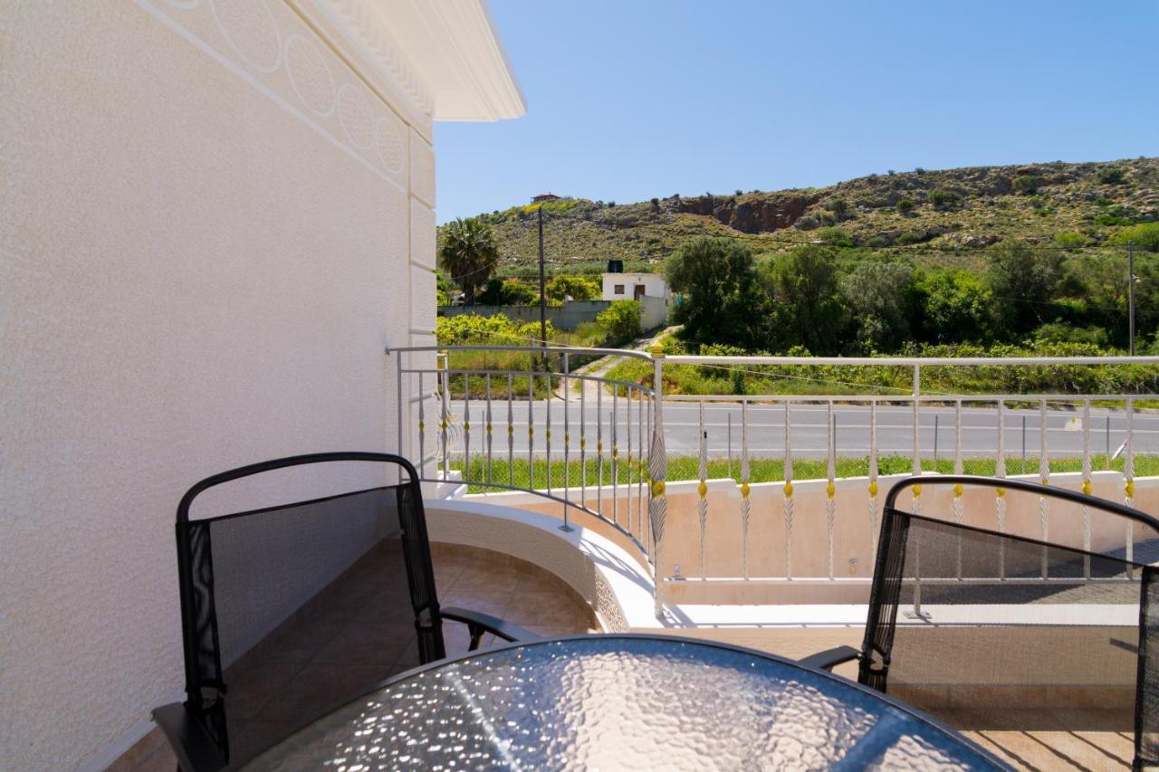 Elia  Stratos Palace מראה חיצוני תמונה